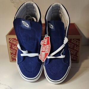 Vans "Off the Wall" Sk8-Hi Shoes